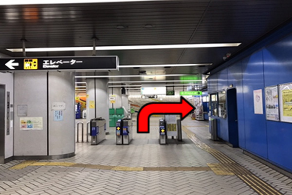 湊川公園駅　西出口2からのアクセス